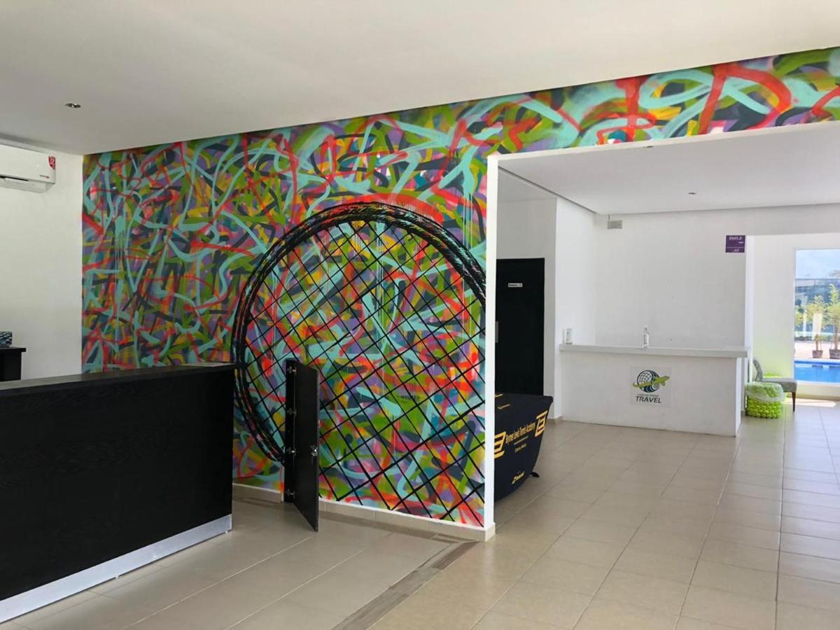 Cancun Tennis Inn Cancún Esterno foto